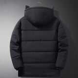 Veliki i visoki muški kaput