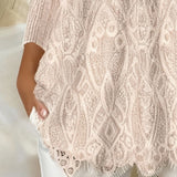 Top s kvadratnim izrezom i čipkom ispod pazuha