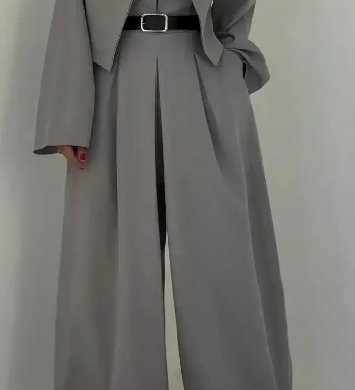 Aritzia | Ženski bustier set + jakna – elegantan i trendi stil