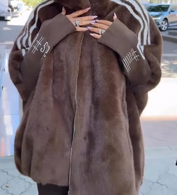 Beatrix – Elegantni Zimski Kaput s Krznom