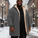 Veliki i visoki muški kaput od baršuna s kapuljačom