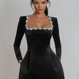 Willow™ | Baršunasta mini haljina