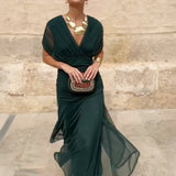 Elegantna fantasy maxi haljina s V-izrezom