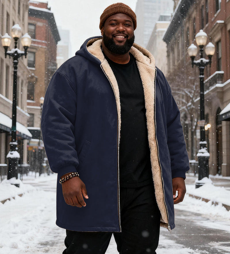 Veliki i visoki muški kaput od baršuna s kapuljačom