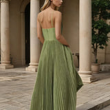 Lara - Moderna Elegancija S Otvorenim Leđima