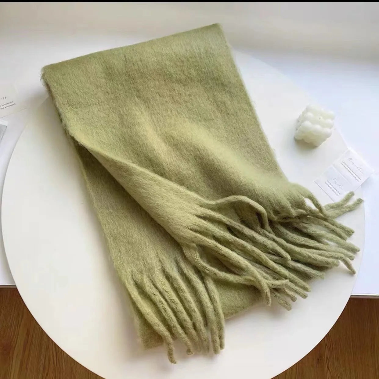 Elegantni ženski zimski šal