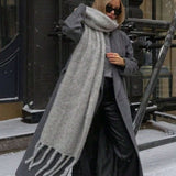 Elegantni ženski zimski šal