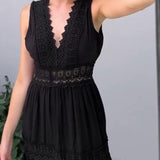 Aurélie™ | Elegantna čipkasta haljina s V-izrezom